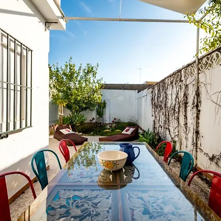Holi-rent La Casa Del Limonero * Castilleja de la Cuesta
