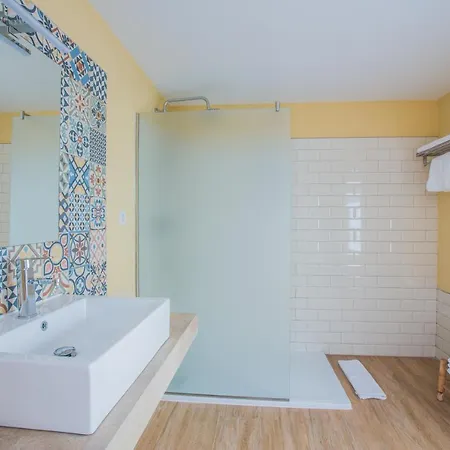 Holi-rent La Casa Del Limonero * Castilleja de la Cuesta
